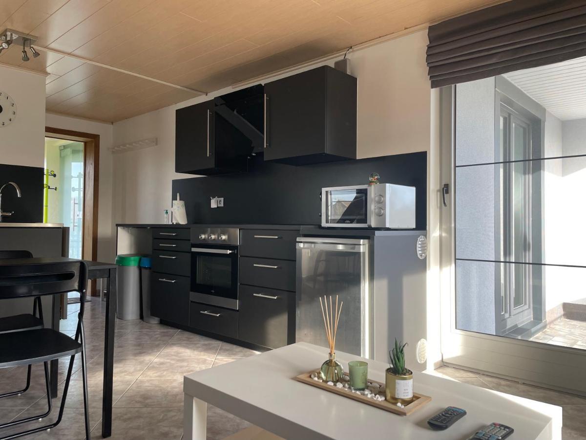 Apartmán Studio Ag Jambes Exteriér fotografie